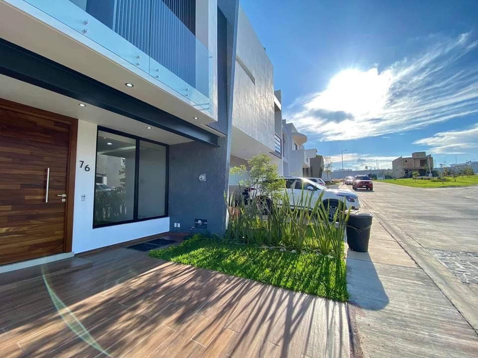 Casa En Venta En Fraccionamiento Valle Imperial - FGA Despacho Inmobiliario